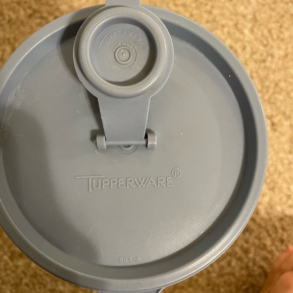 Tupperware Container - Picture 2 of 2